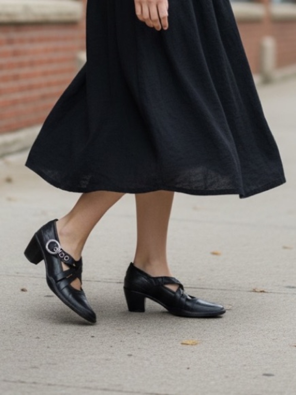 Josef Seibel Black Leather Heels with Buckle Detail Shoes Sz EU 36